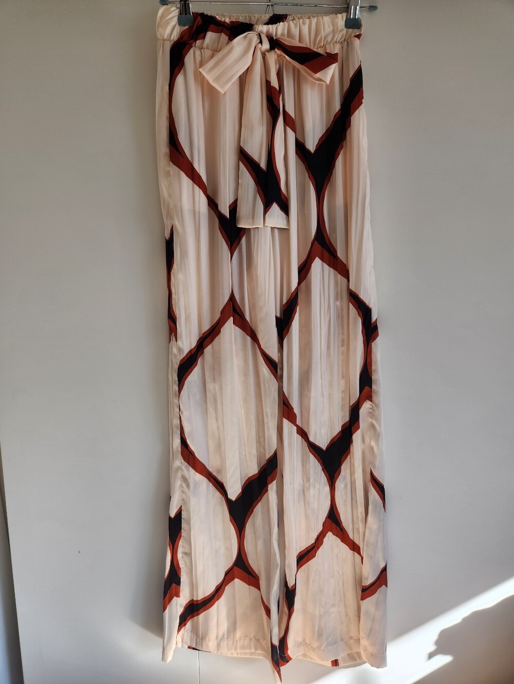 MISA Los Angeles XS Satin Wide Leg Pants Geometric Print Tie Waist NWT